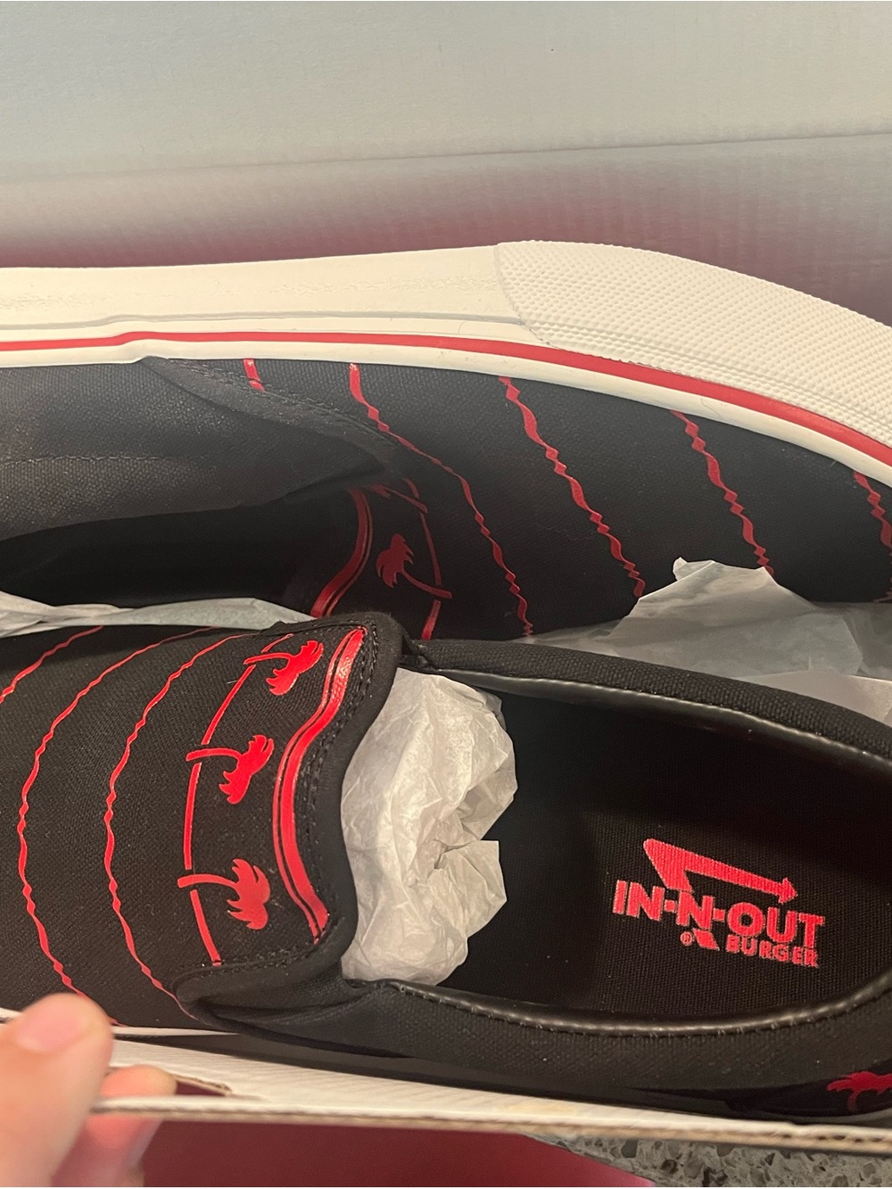 IN-N-OUT x Men’s Black Slip-On Canvas Loafers with Red Accent